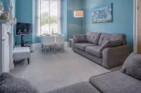 플린트 하우스 -  2  베드룸  아파트먼트  - 텐비