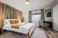 Adventure Basecamp, Walks to Kaymoor and Long point Trails, Hot Tub & Game Room