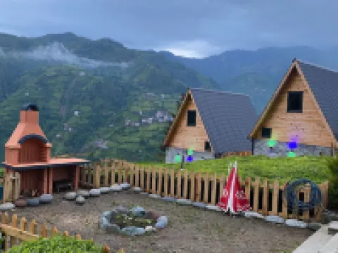 Elva Bungalov Hotels in Camlihemsin