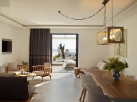 Sereno Natu Villas in Skyros Hotels in Skiros