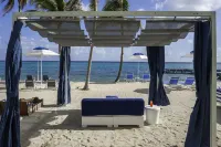 Club Suites at Rum Point - Beach