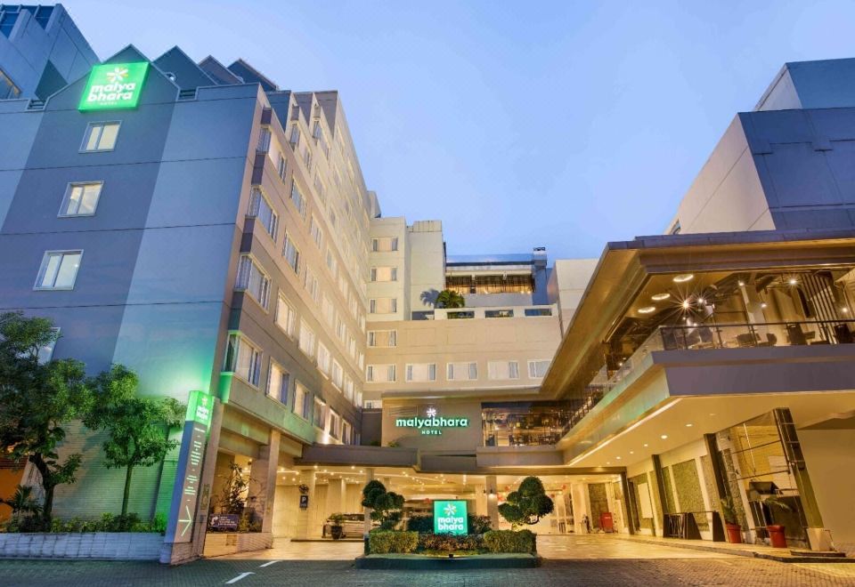 hotel overview picture