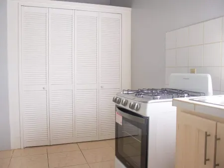 Stylish 2-Bed Sleeps 3 Cosy & Comfortable