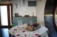Tendu' Punta Bianca Glamping Camp - breakfast