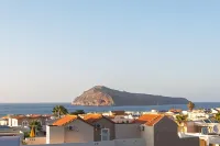 Twins Apartments - Homestays