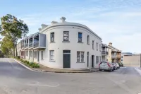 Barangaroo Park Apartments by Urban Rest Hotels in Millers Point