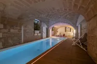 Vianna Suites Spa - Pools