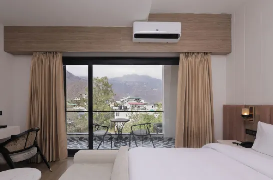 Hotel ECKO Tapovan by the Ganges