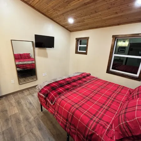 Coeur de Lava, “Heart of Lava”; 3 bed 3bath house, great space in&out on 3acres.