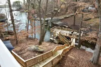 Swift Island Sunsets: Lakefront, Cozy, Sleeps 8