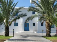 Luxury Villa With Swimming Pool, 3 Minutes From The Beach Ang Big Private Garden