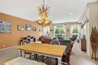 The Marmot's Den - Large Family-Friendly Ski Retreat in Sun Peaks