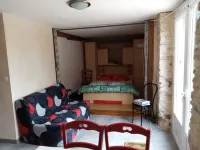 Self-catering cottage with private pool and Nordic bath Hotels in Saint-Felix-Lauragais