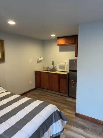 Delightful studio with WiFi in Stockton Отели рядом с достопримечательностью «In Season»