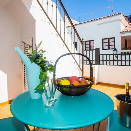 Casa Juana 50 meters from Playa del Reducto and Wifi