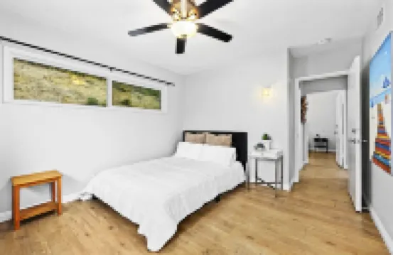 Pool Villa 4B3B - Double Master Suites - 2 FREE parking - BBQ/ Hockey/ Yard