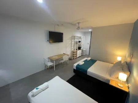 Winnellie Hotel Motel Отели в г. Анула