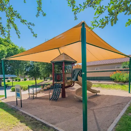 Gorgeous & Comfy Family Getaway ~ Games ~ Backyard