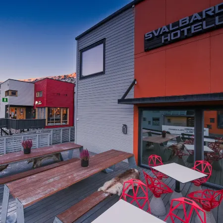 Svalbard Hotell | Polfareren