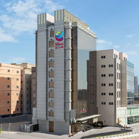 Ramada Encore by Wyndham Al Khobar Corniche Отели рядом с достопримечательностью «Набережная Эль-Хубара»