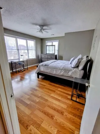 Private 3 bd/2.5 ba close to Downtown & Medical District