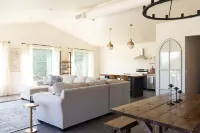 Inviting Sister Bay retreat Hotels in Liberty Grove