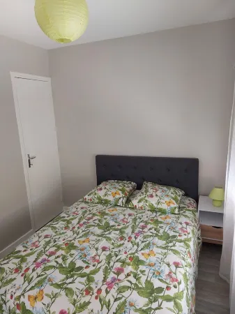 Studio type T2, hypercentre, furnished with air conditioning and parking