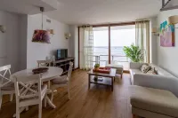 HOUSE TOUCHING THE SEA 2. AMAZING VIEWS.