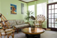 The Jungle Bird- walking distance to the ocean