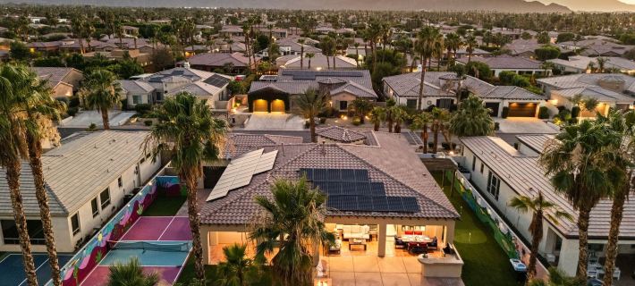 วิลล่าหรูใน Indio พร้อมสระว่ายน้ำ/สปา โรงแรมในอินดิโอ