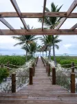 Beautiful upgraded 1 bdrm & sofa bed stunning views , pool hot tub , 2nd floor,