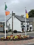 Peaceful oasis in the heart of New Ross town!