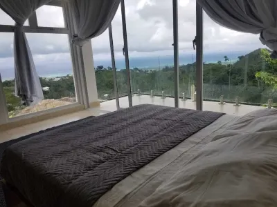 Villa En Las Montañas Con Vista panorámica al mar
