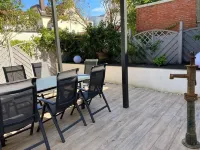 Old smithy, 8 persons, 2 bathrooms, 4 bedrooms, downtown, quiet, wifi