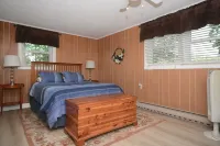 Lake Keowee Lakefront Home W/ Private Boat Ramp-Great Rates