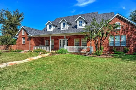 The M Ranch - Villa in Sherman, Wedding venue, Family get together Отели в г. Грейсон