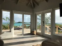 Intimate Luxury on Bahamas Best Beach - Blue Point Cottage Beach House