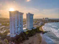 Beachfront Condo with Amaing Ocean View. Walk to Beaches & Restaurants Hotels in Luquillo