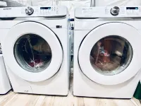 2 Bed rooms|Private entrance|Free Parking|Self-Check-in into our Upscale Haven.