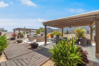 V399 PH4 - STUNNING 2 BDRM 2.5 BATH - BOUTIQUE BUILDING - ZONA ROMANTICA'S BEST!
