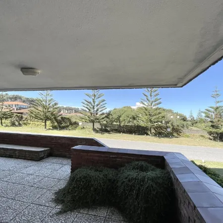 Punta del Este Spacious apartment in front of the beach with housekeeping