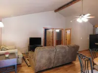 Mountain Paradise 2 Hotels in Otero County