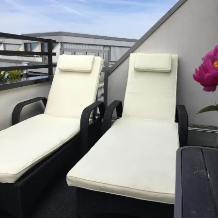 3-Zi. Penthouse apartment with roof terrace and balcony directly on the marina and beach