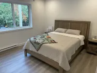 Brand New Spacious 5-Bed Retreat in Sunshine Valley