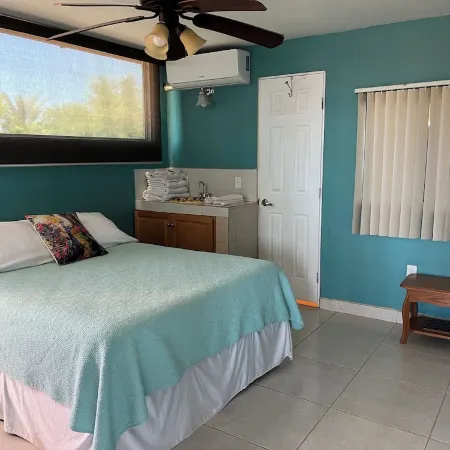 Awesome Top Floor Apartment 320° view of Sea & Mountains