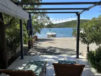 Holliday house Toma next to the sea Hotels in Tisno