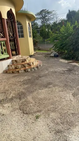 1 Bedroom 1 Bathroom in Negril 7 mins drive to Negril's famous Seven Mile Beach.