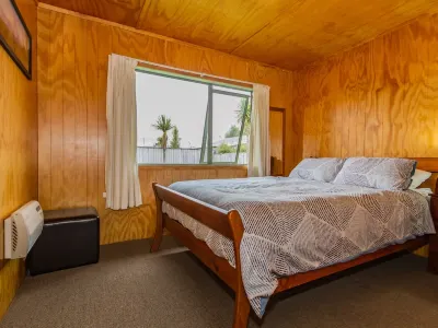 Traverse Cabin. Cosy three bedroom holiday home Hotel a 