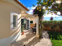 Pretty Villa has Amazing Sea Views, Private Pool, AC, Wi Fi - walk to the Beach!