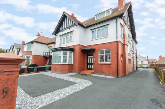 Cherry Property - Blueberry Suite